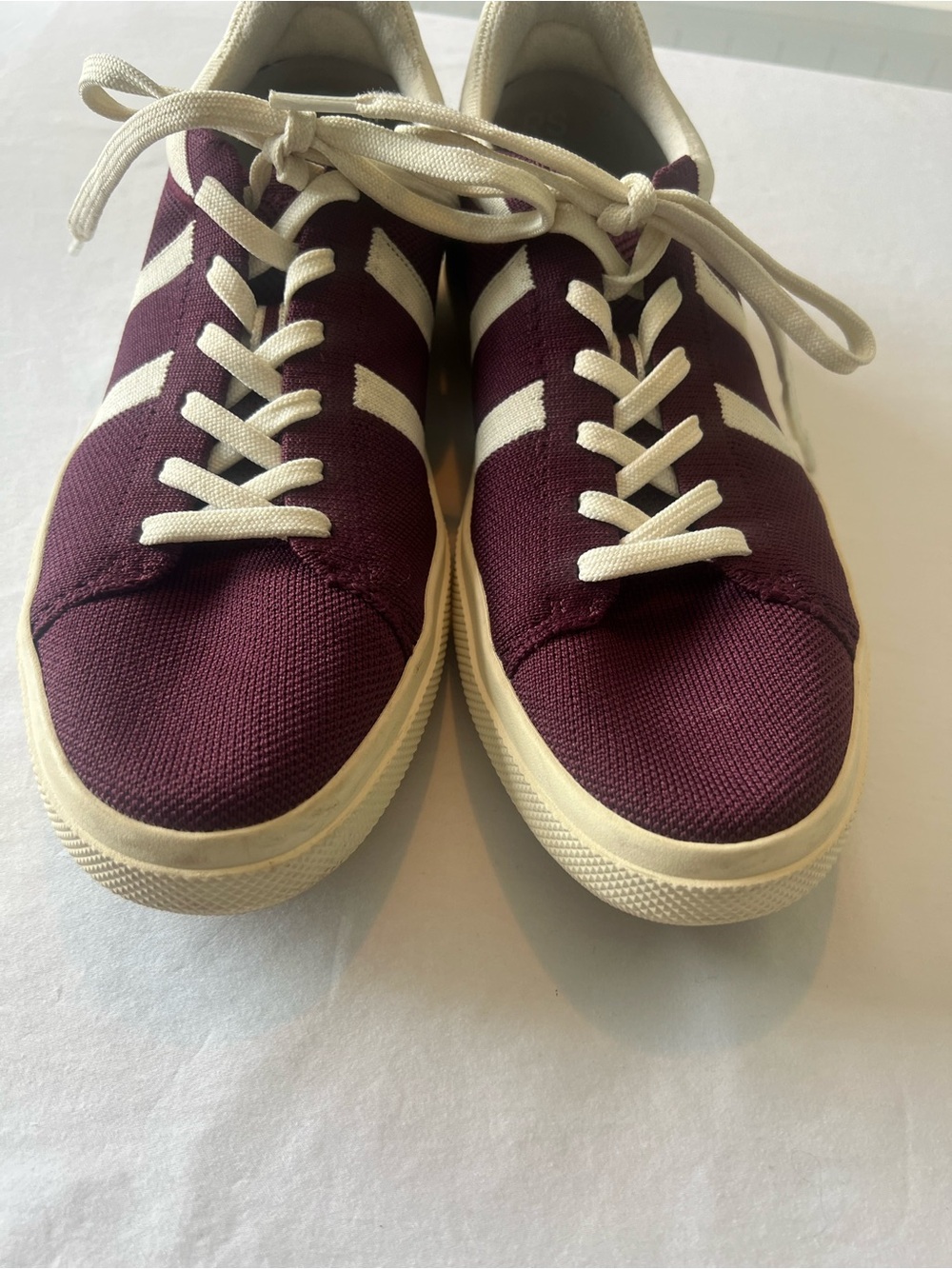Rothy’s RS02 Rare Burgundy Blitz Unisex sneakers in EUC Size W10/M8.5